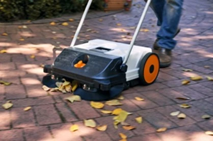Pometanje tlakavaca pomoću STIHL uređaja
